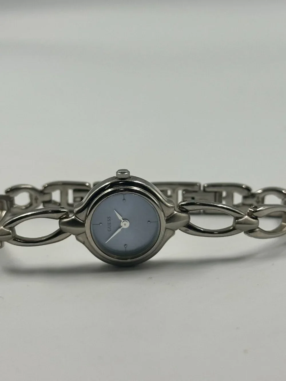 Guess Watch Women Silver Tone Small Blue Dial 19MM New Battery 7.25 Inch